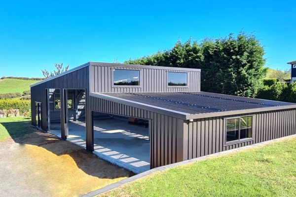 Pitched roof barn/workshop, built by Cyclone Buildings, Taranaki.